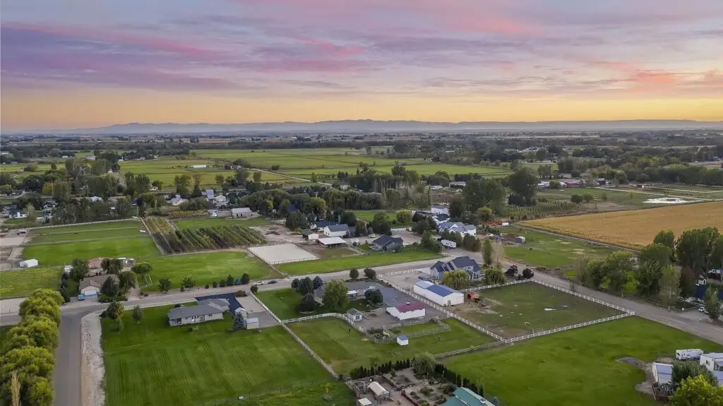 The city of Middleton — Monarch Realty